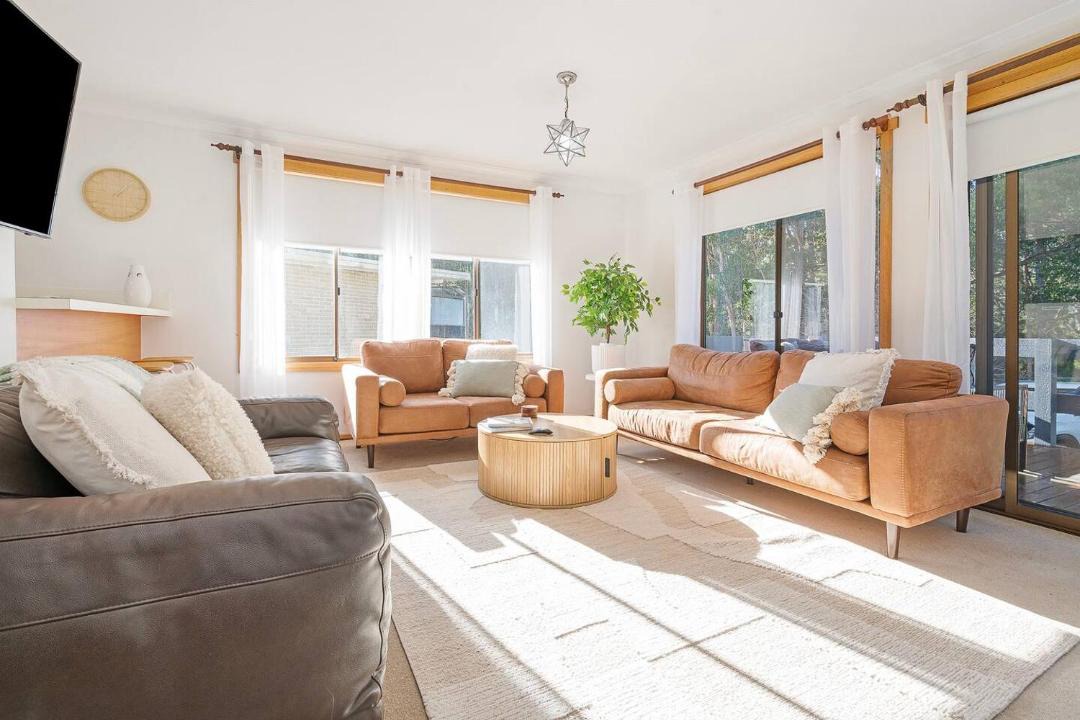 Photo of Livingroom in Port Arthur