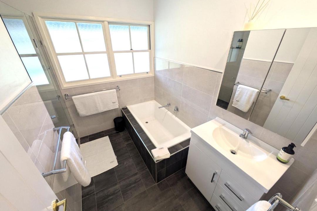 Photo of Bathroom in Broke