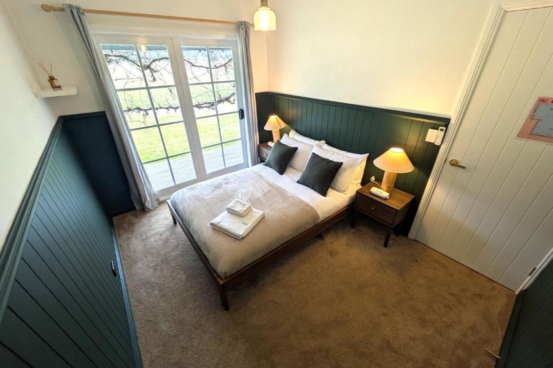 Photo of Bedroom in Broke