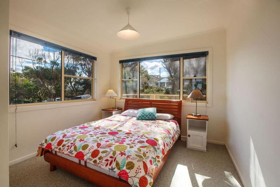 Photo of Bedroom in Mollymook Beach