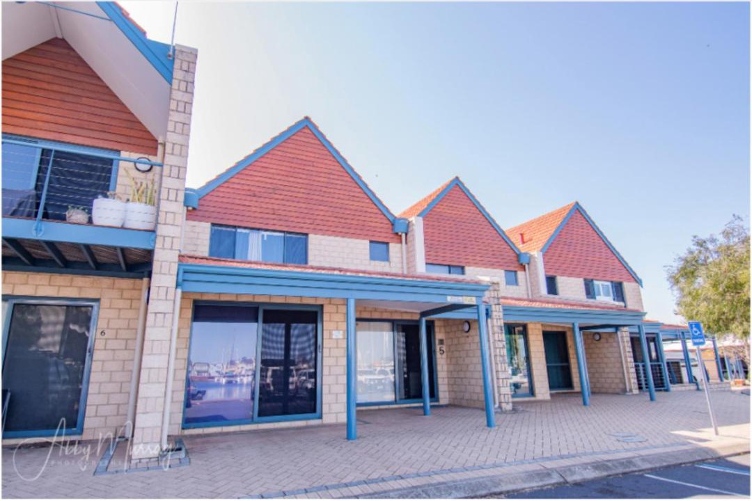 Photo of Buildings in Geographe
