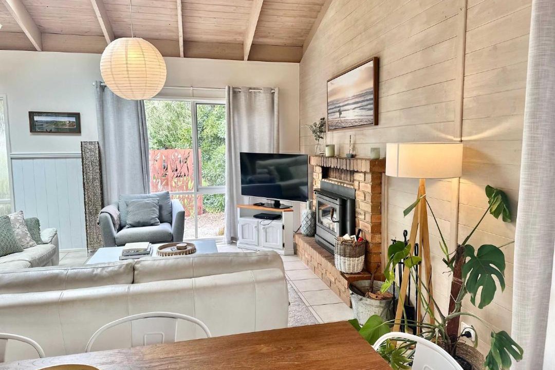 Photo of Livingroom in Sandy Point