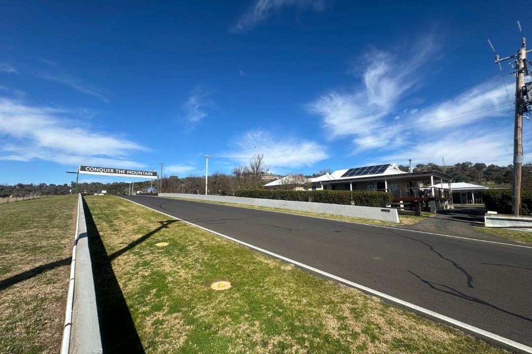 Photo of Others in Mount Panorama