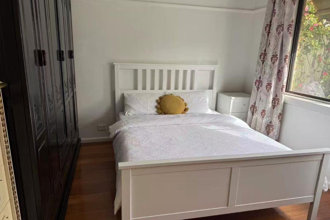 Photo of Bedroom in Glen Waverley