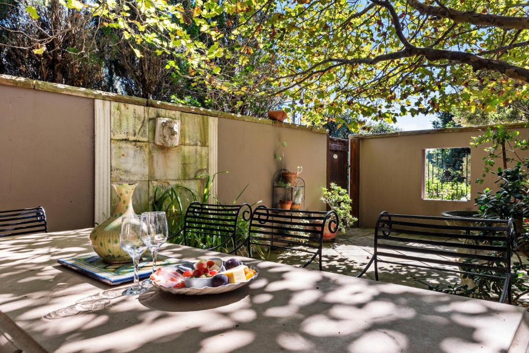 Photo of Patio Balcony in Berry