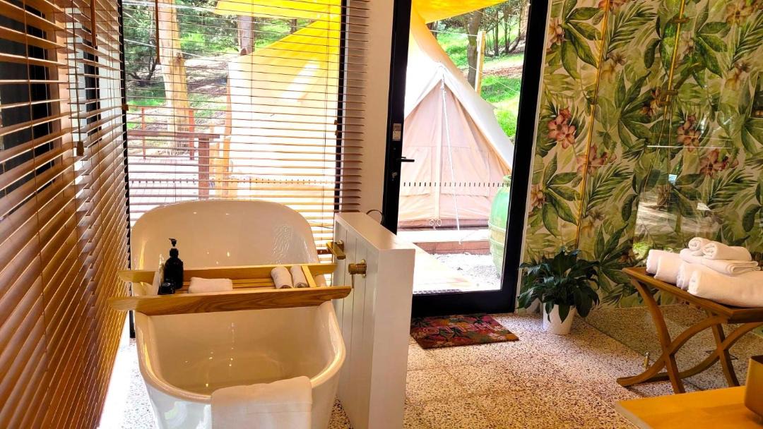 Photo of Bathroom in Trafalgar South