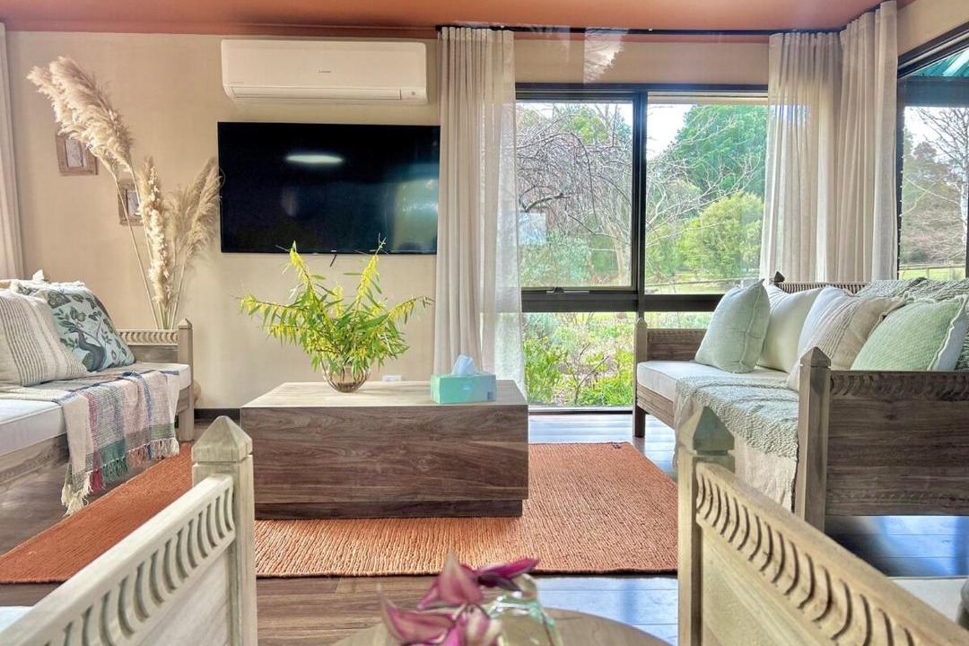 Photo of Livingroom in Don Valley