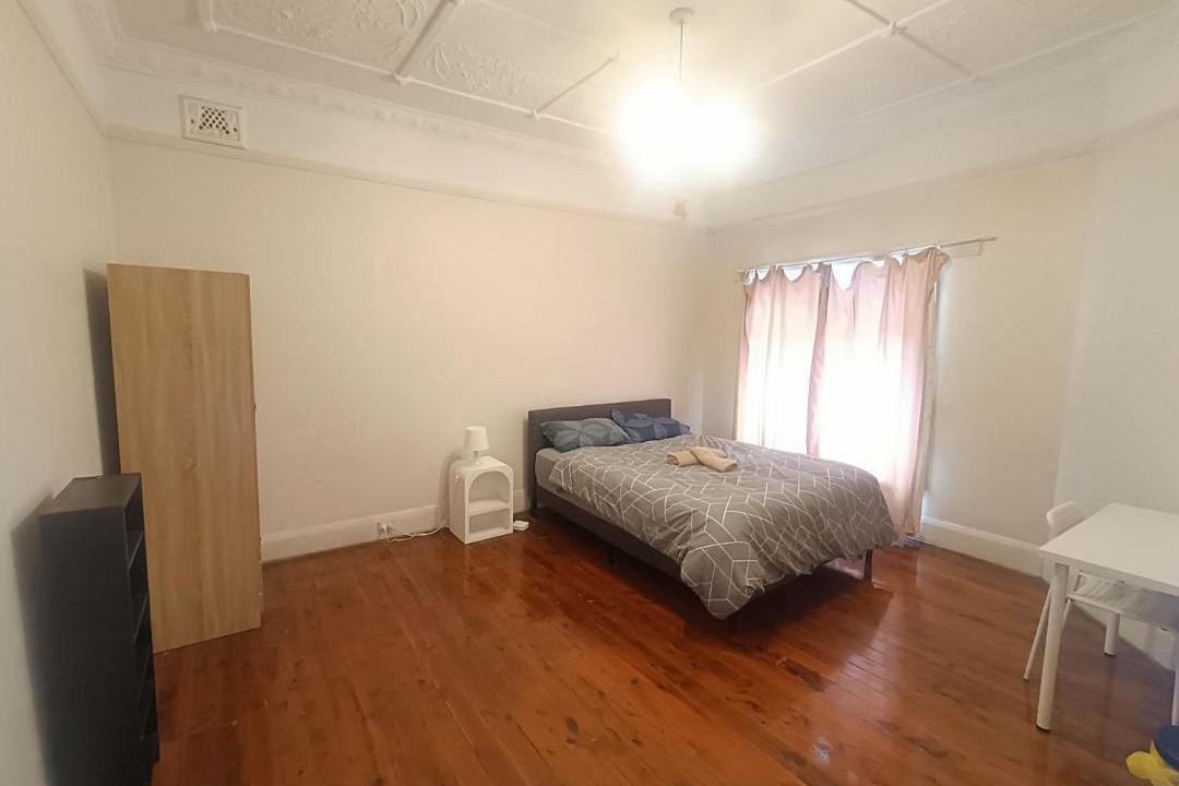 Photo of Bedroom in Earlwood