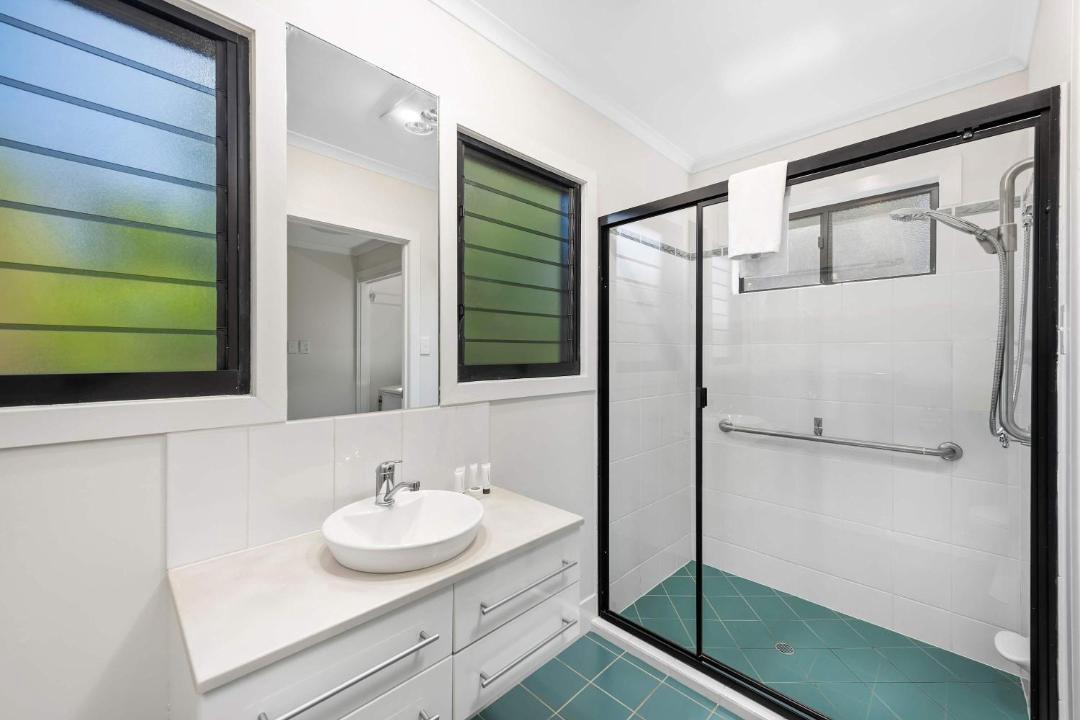 Photo of Bathroom in Ravensbourne