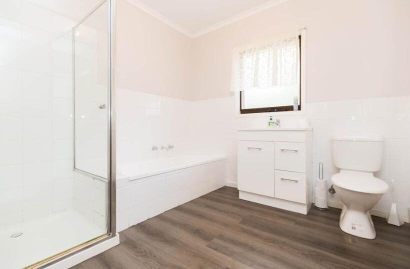 Photo of Bathroom in Halls Gap