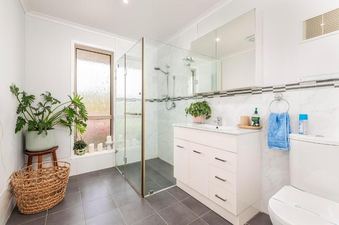 Photo of Bathroom in Oxenford