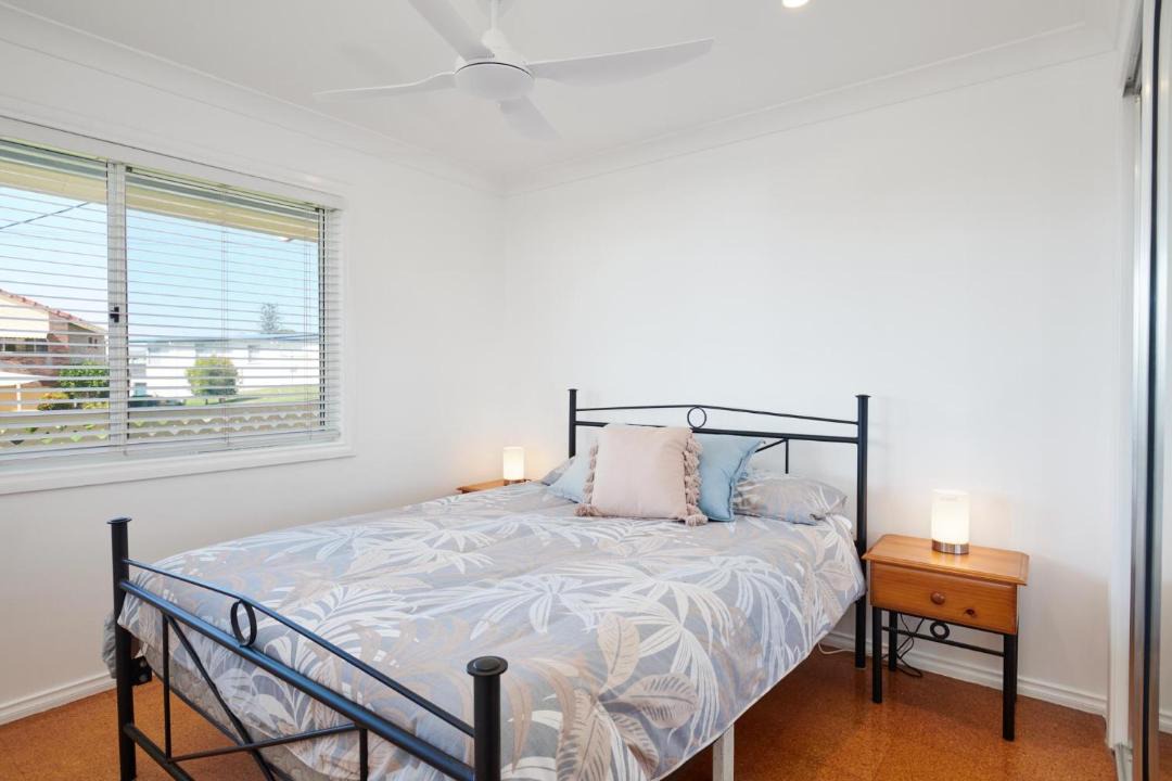 Photo of Bedroom in Black Head