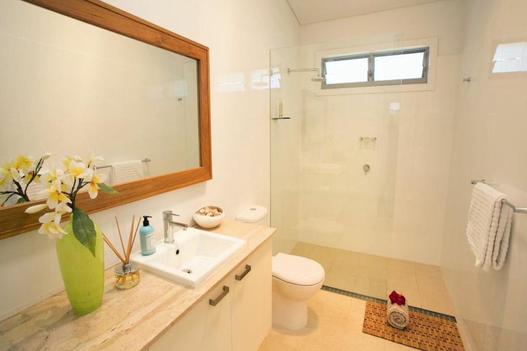 Photo of Bathroom in Valla Beach
