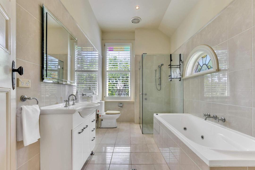Photo of Bathroom in Katoomba