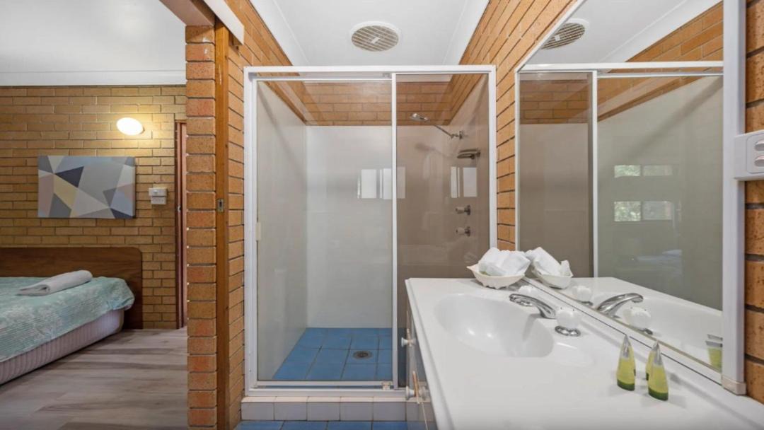 Photo of Bathroom in Korora