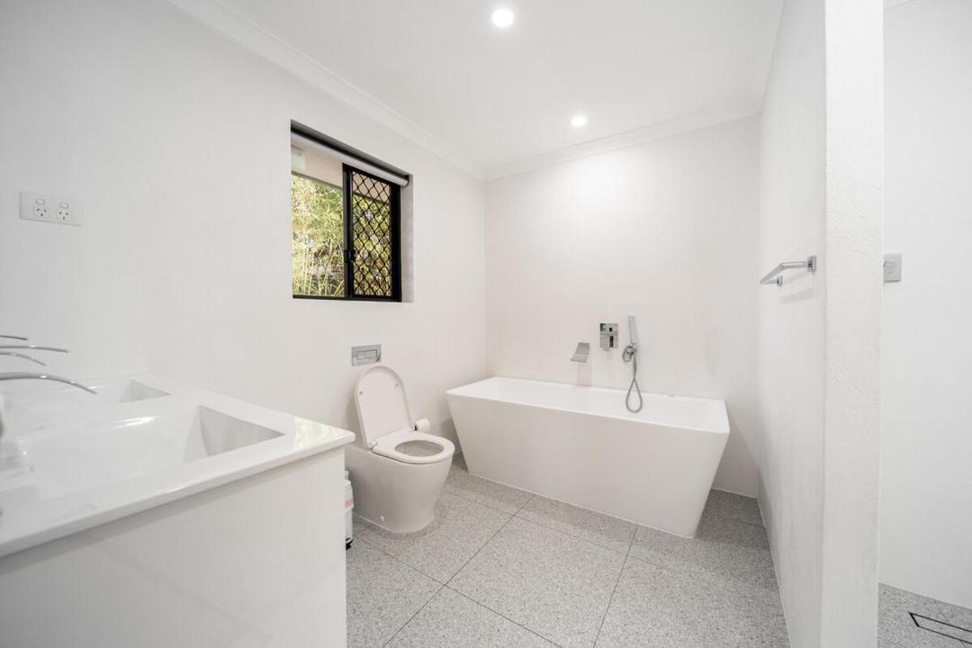 Photo of Bathroom in Pimpama