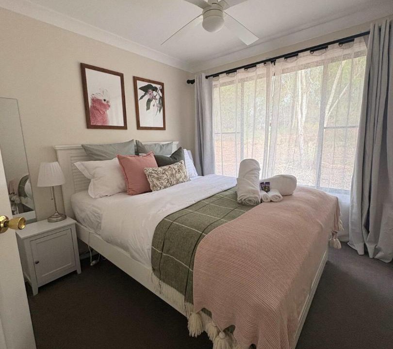 Photo of Bedroom in Erudgere