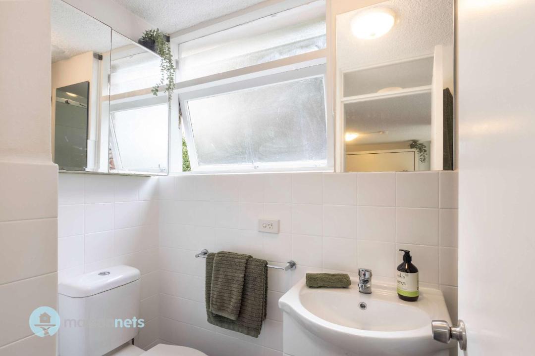 Photo of Bathroom in Elizabeth Bay