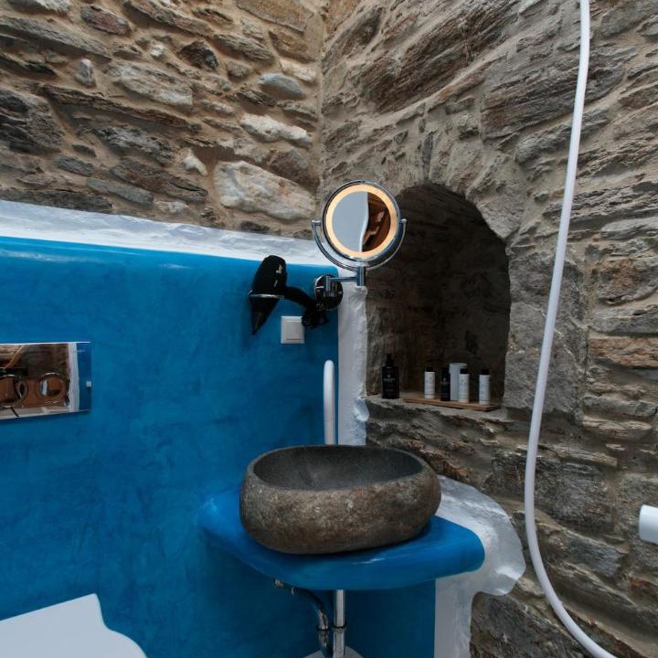 Photo of Bathroom in Naxos