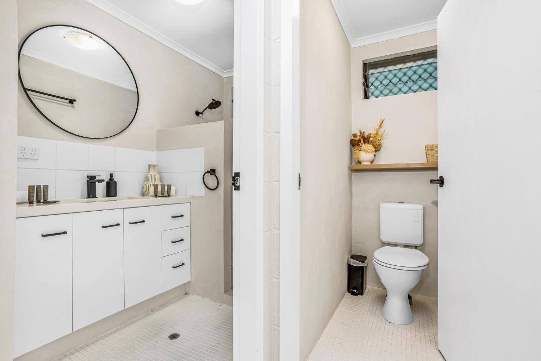 Photo of Bathroom in Holloways Beach