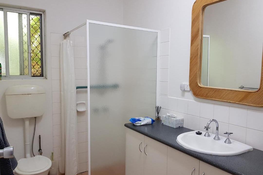 Photo of Bathroom in Braitling