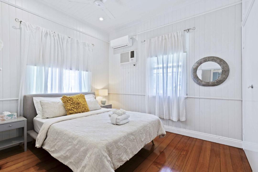 Photo of Bedroom in Wooloowin