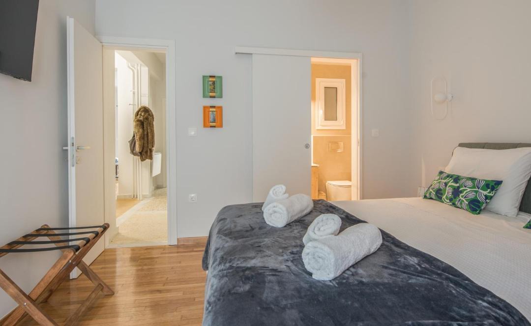 Photo of Bedroom in Platia Viktorias