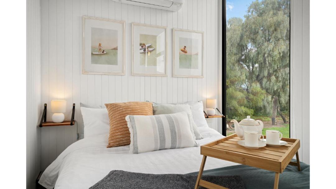 Photo of Bedroom in Lake Charm