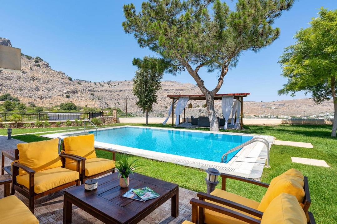 Photo of Others in Pefkos