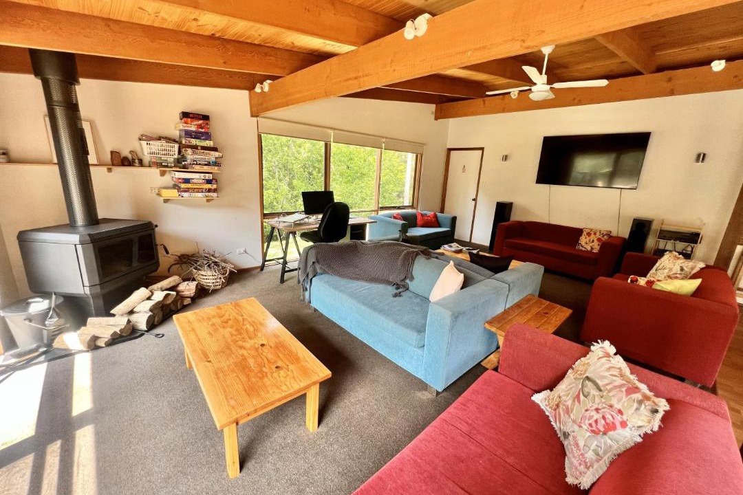 Photo of Livingroom in Sawmill Settlement