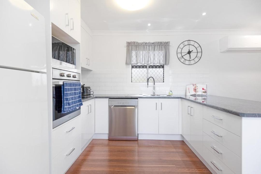 Photo of Kitchen in Kinka Beach