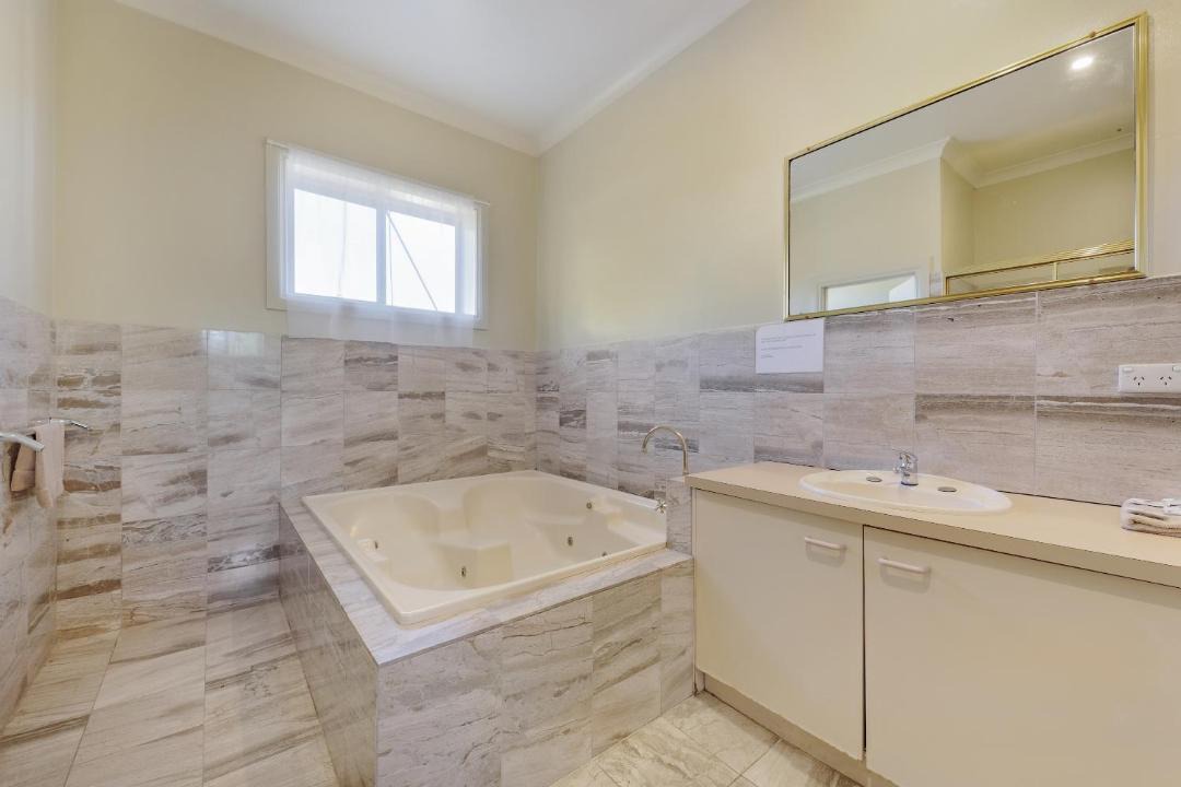 Photo of Bathroom in Merimbula