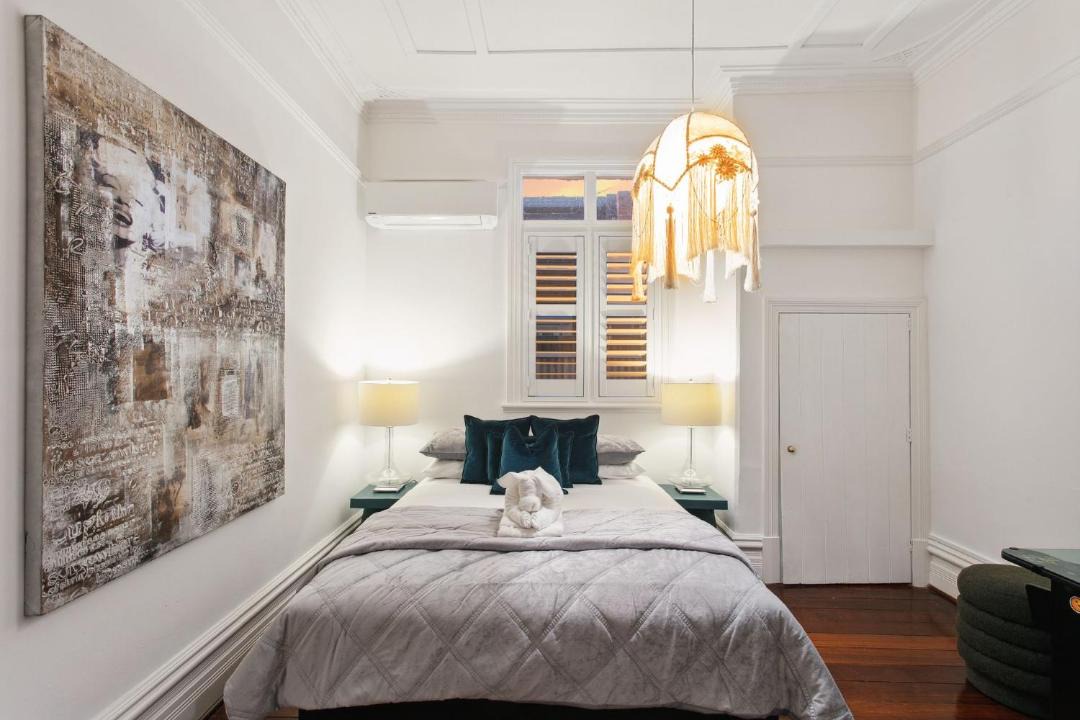 Photo of Bedroom in Inglewood