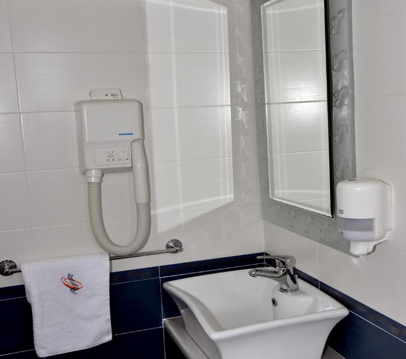 Photo of Bathroom in Azolimnos