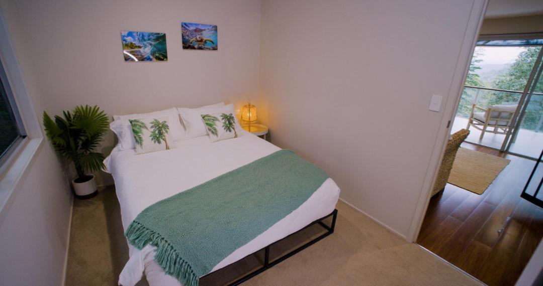 Photo of Bedroom in Lower Beechmont