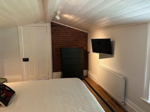 Photo of Bedroom in Newtown