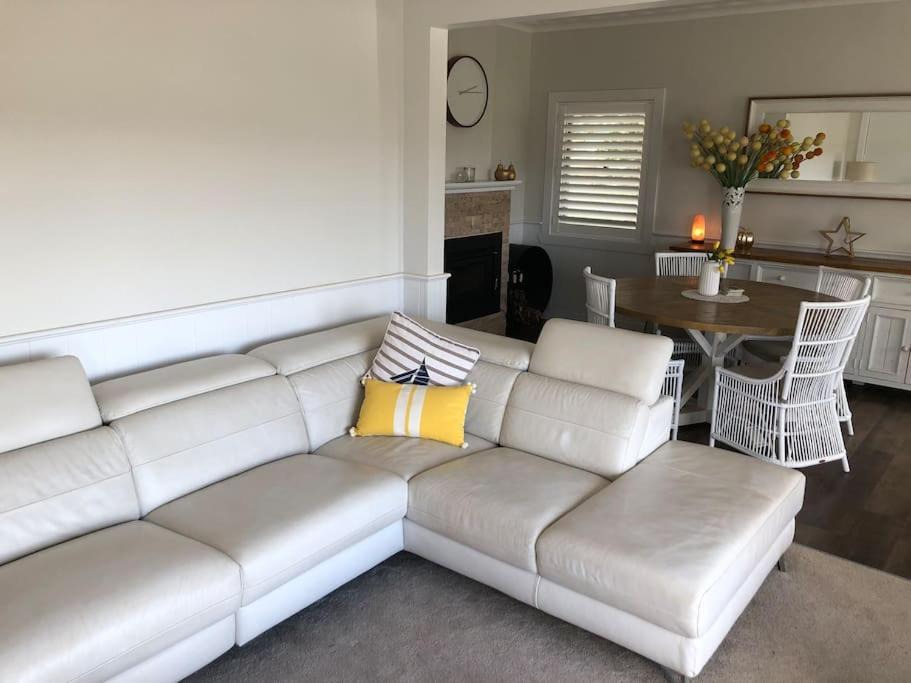 Photo of Livingroom in Orange