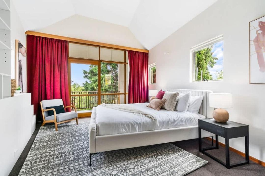 Photo of Bedroom in New Town