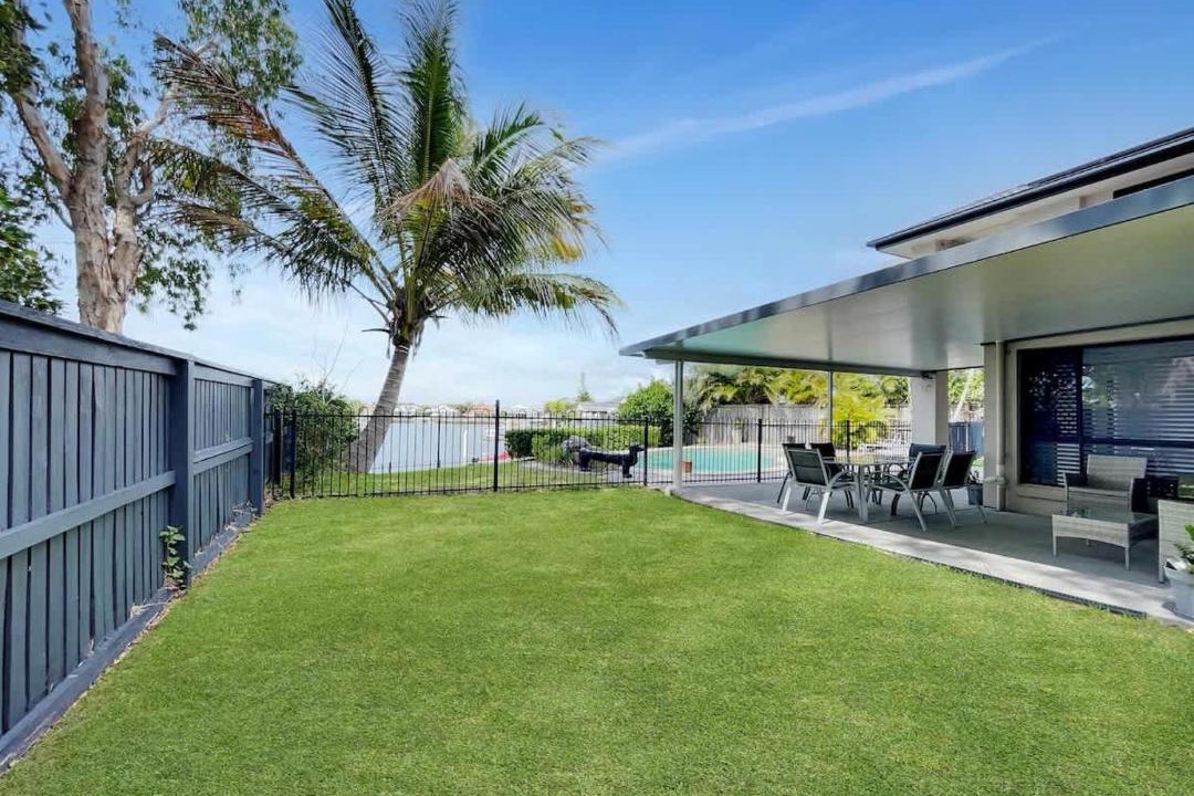 Photo of Others in Banksia Beach