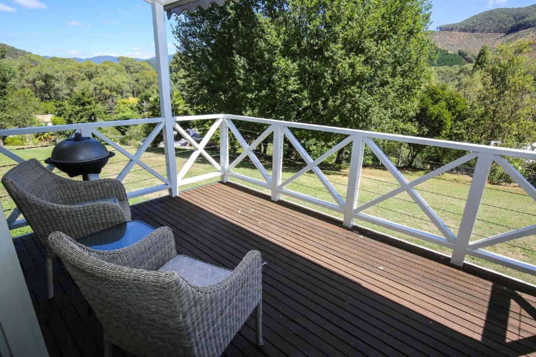 Photo of Patio Balcony in Wandiligong