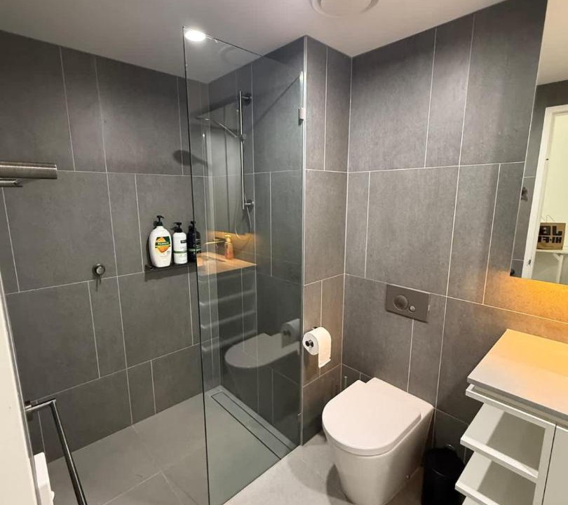 Photo of Bathroom in Reid