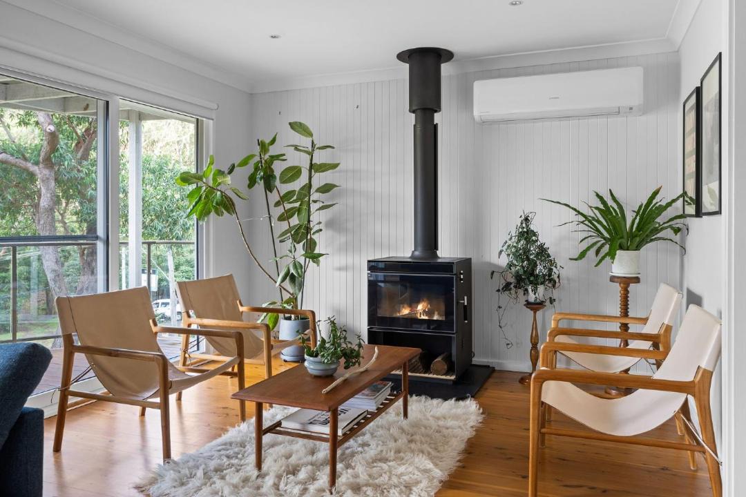 Photo of Livingroom in Hardys Bay