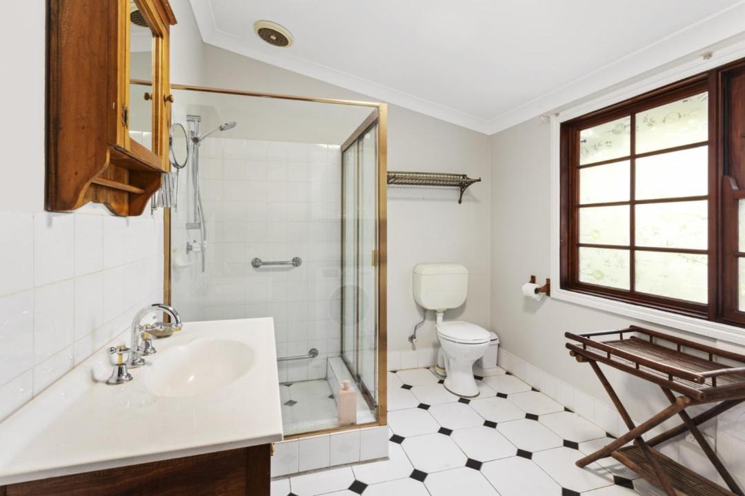 Photo of Bathroom in Wentworth Falls