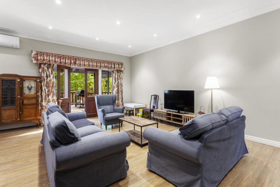 Photo of Livingroom in Wentworth Falls