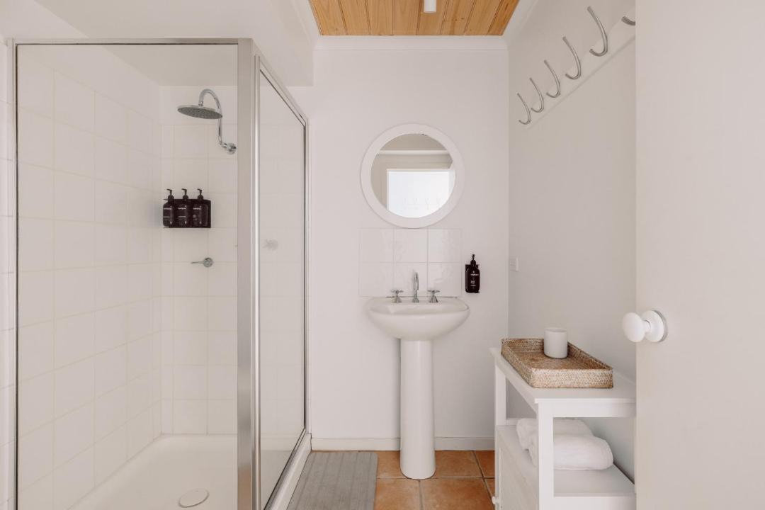 Photo of Bathroom in Lorne