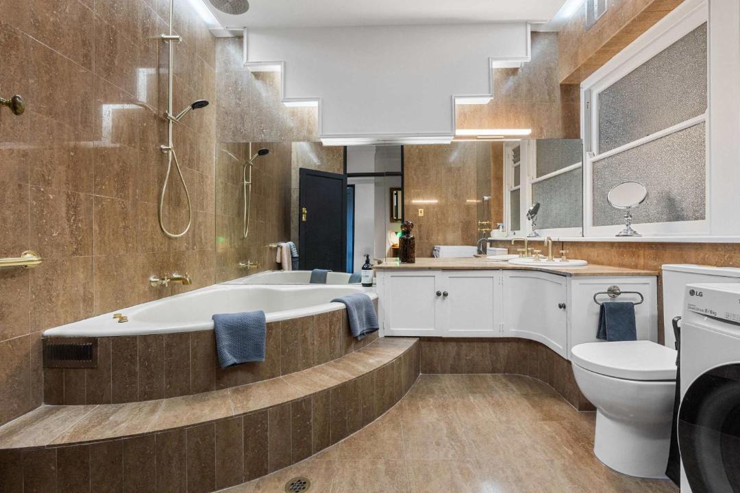 Photo of Bathroom in Elizabeth Bay