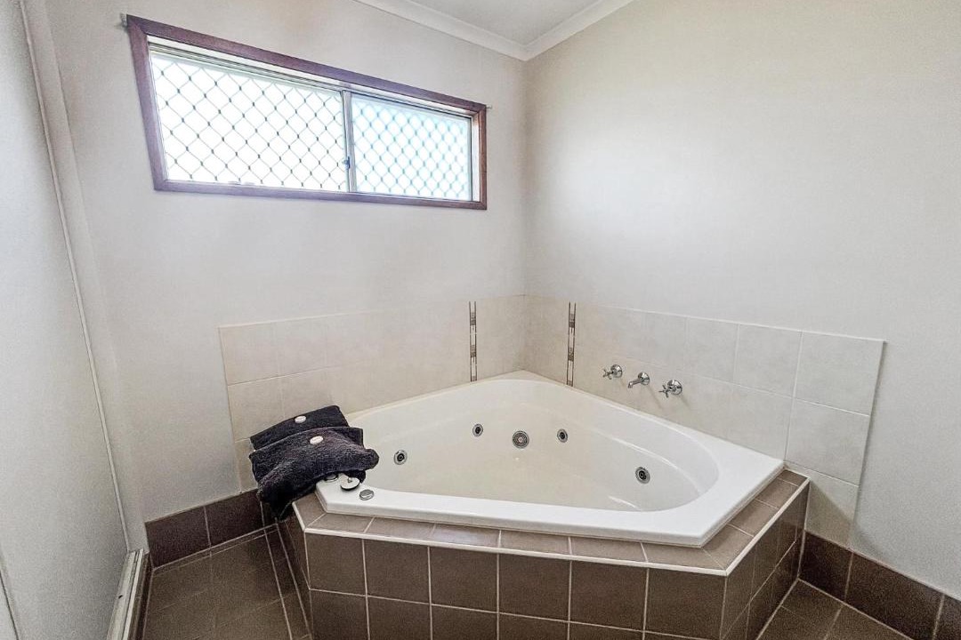 Photo of Bathroom in Broken Hill