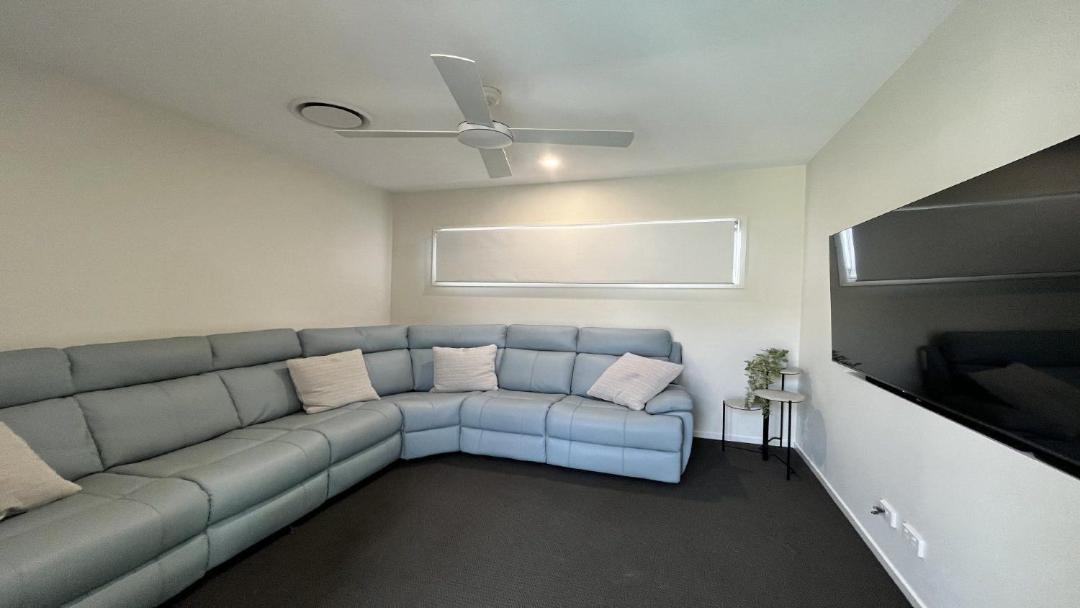 Photo of Others in Pelican Waters