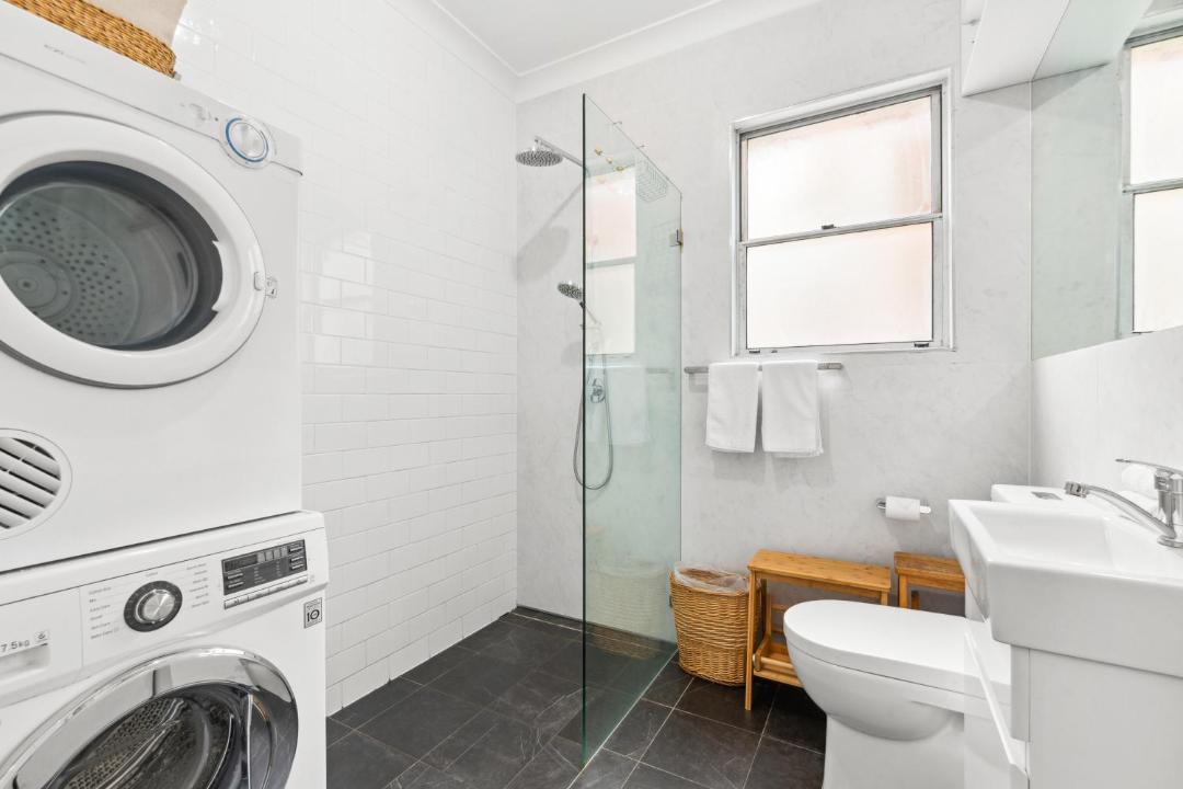 Photo of Bathroom in Enmore