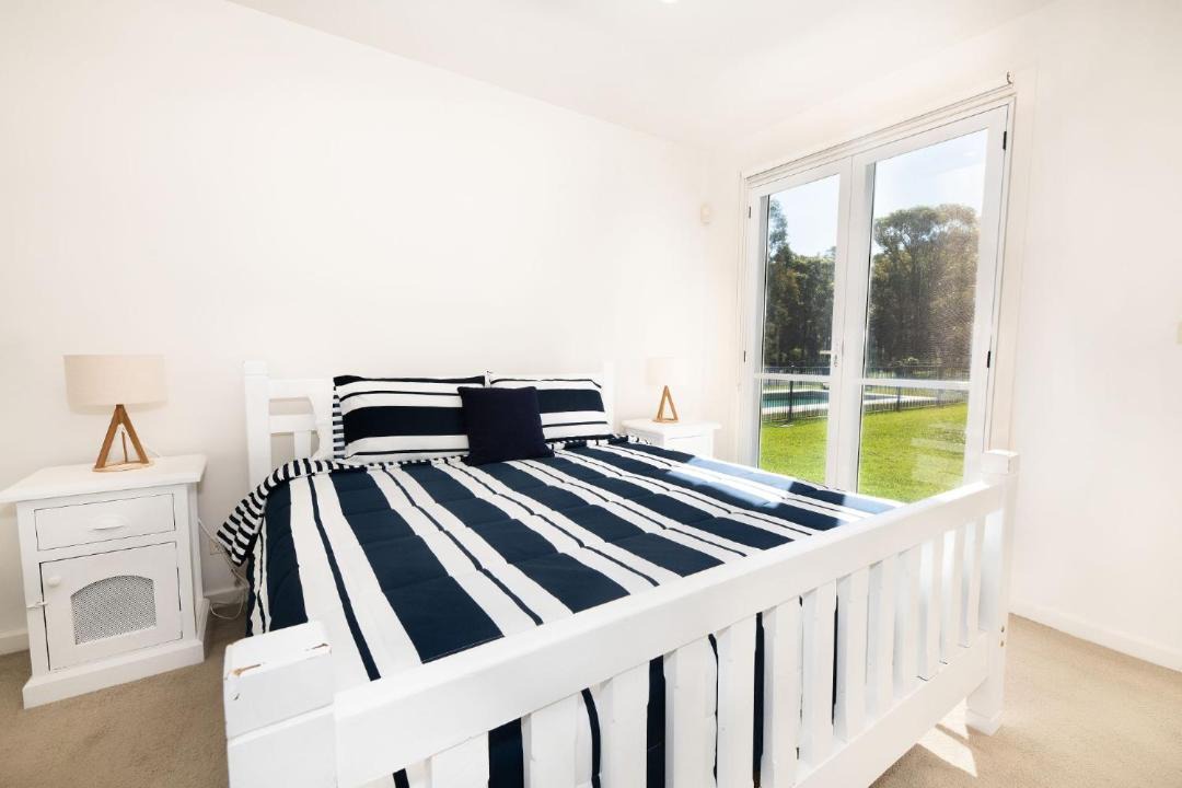 Photo of Bedroom in One Mile